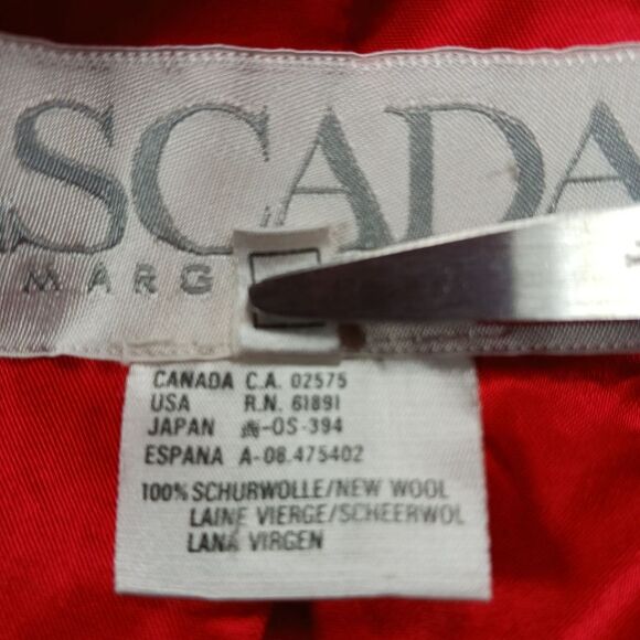 Escada by Margaretha Ley Vintage W. Germany Womans 40 Red Blazer. Vintage....... - Picture 7 of 13